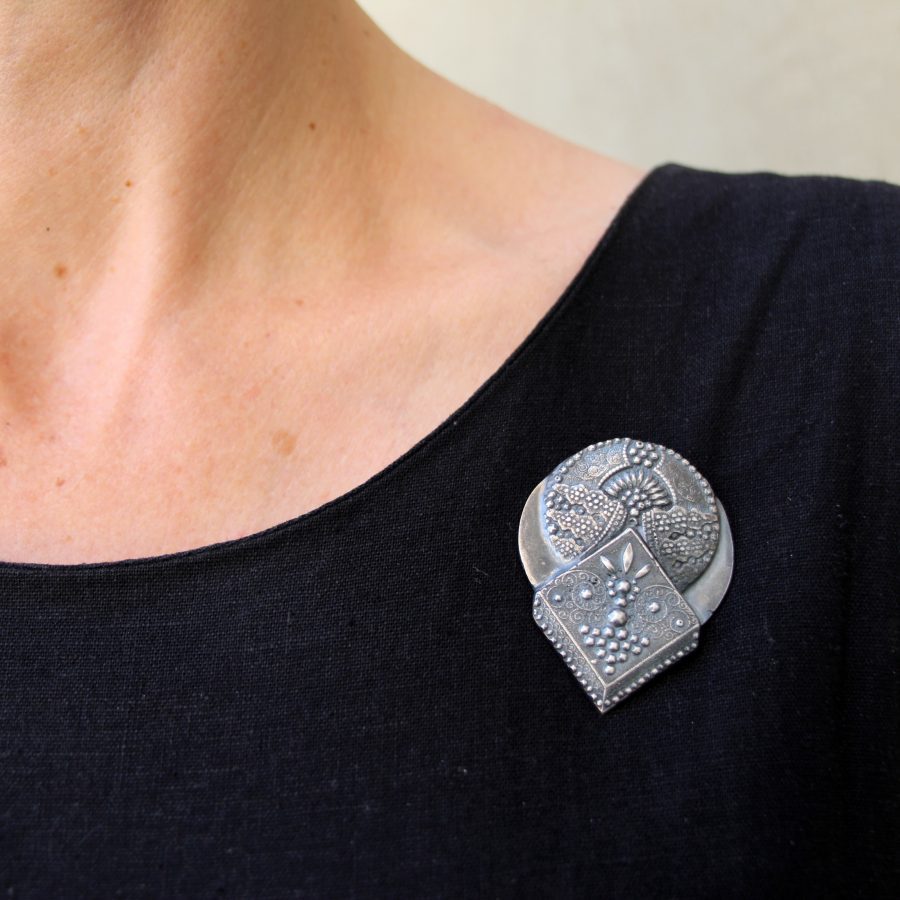 ABC: Wearable tech lends an ear to lonely elderly